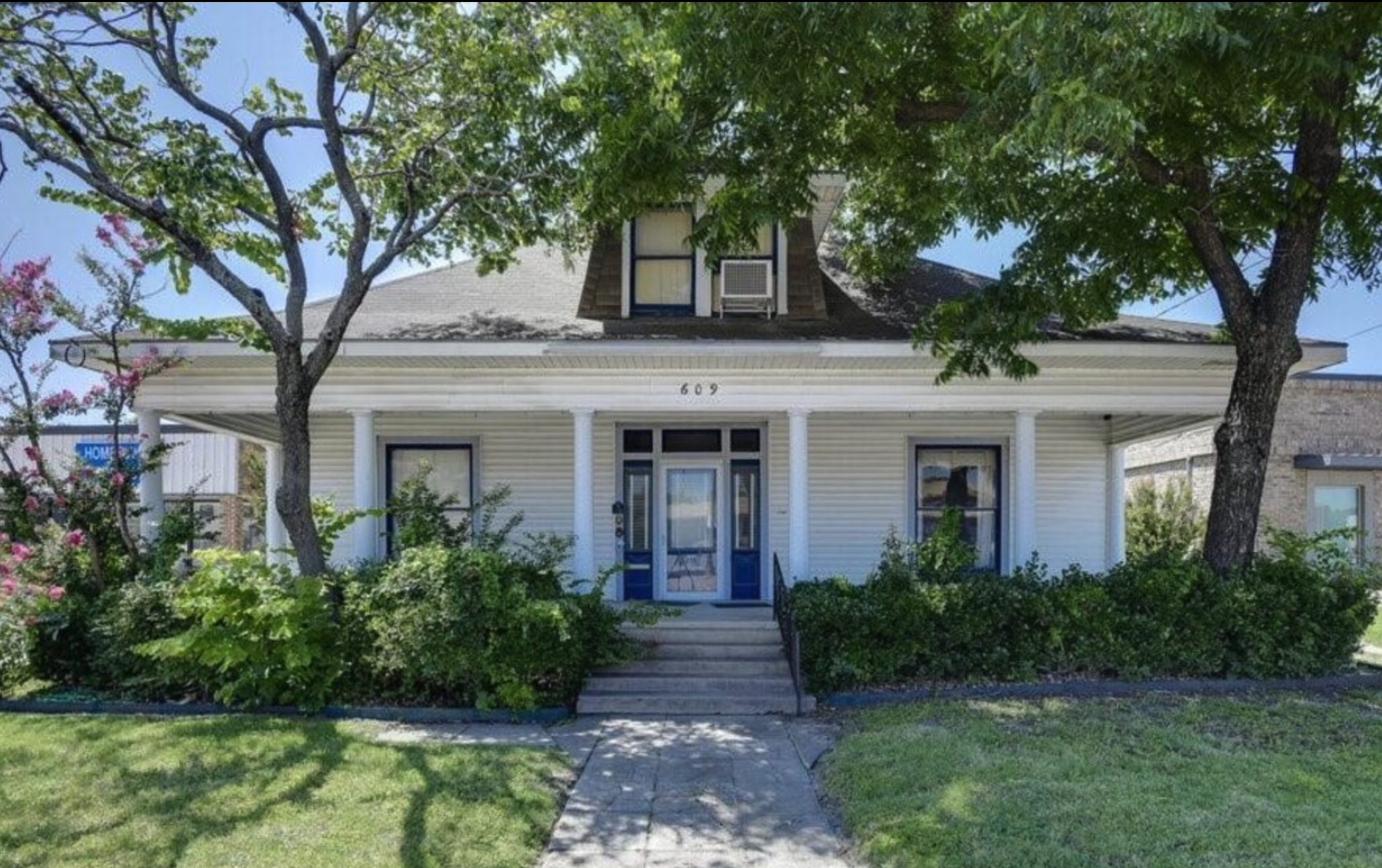 609 Ferris Avenue